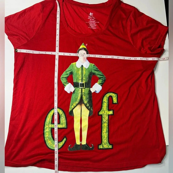 Elf - 2X Red Christmas T Shirt - READ DESCRIPTION Please ๐๐
- Picture 1 of 6